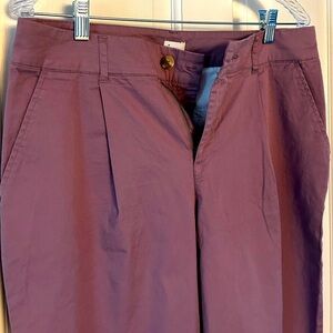 Women’s dress capris